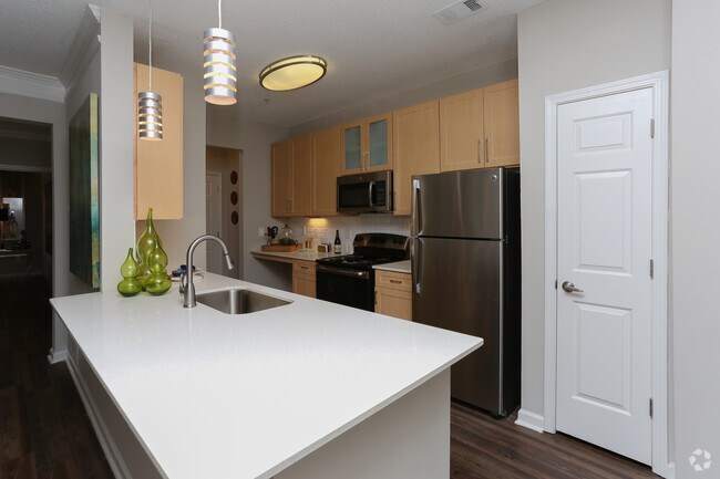 Woodhaven At Park Bridge Apartments For Rent In Alpharetta Ga Forrent Com