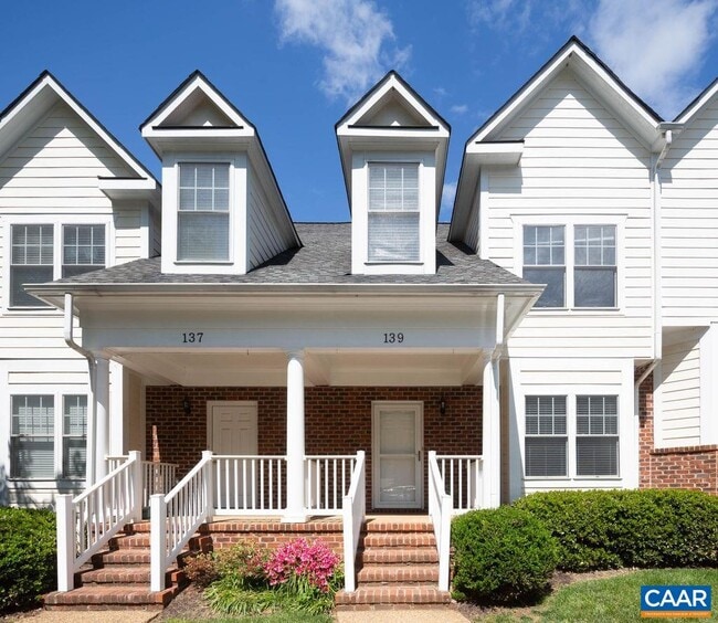 Building Photo - 139 Old Fifth Cir