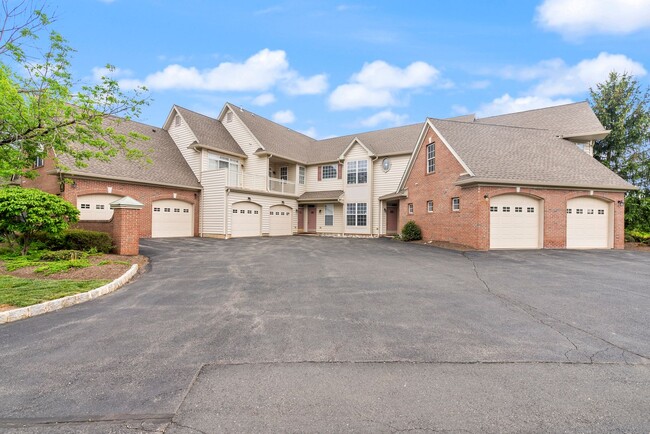 Photo - Barclay Square at Princeton Forrestal