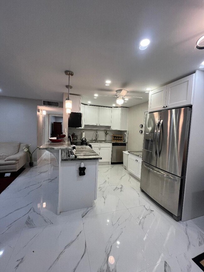 Photo - 253 Burgundy Ave