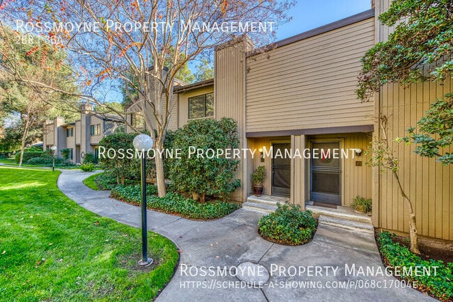 Photo - 477 W Walnut St Townhome