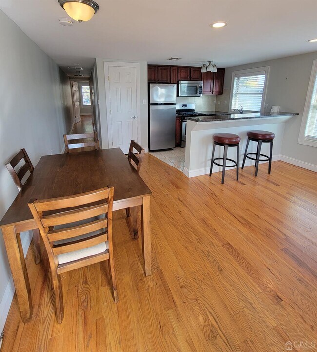 517 New Brunswick Ave Apartment For Rent in Woodbridge Township, NJ