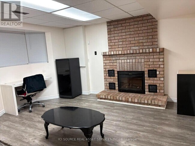 Photo - 23 Broadbridge Dr