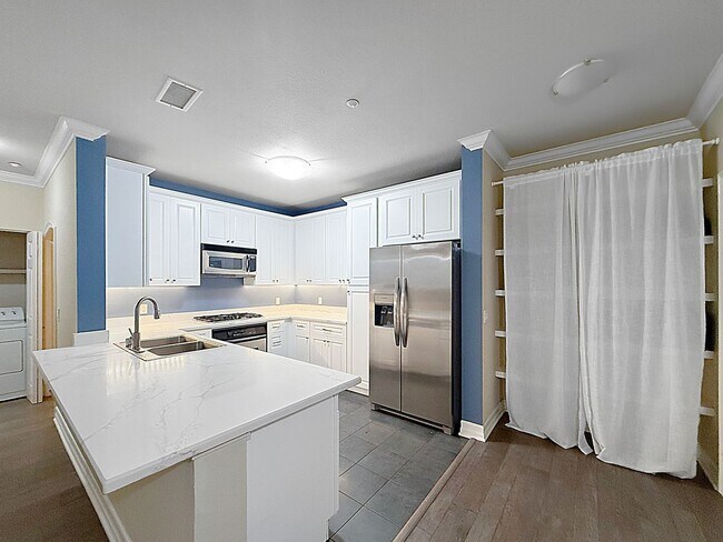 Photo - Beautiful 2B/2BA condo w/ 2 Reserved Parki... Unit 312