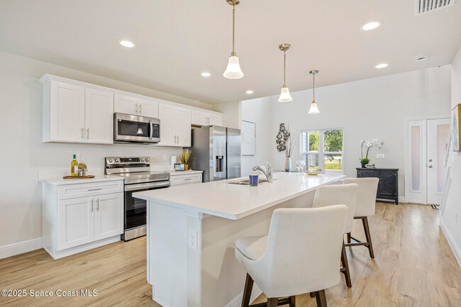 Photo - 208 Hidden Wds Pl