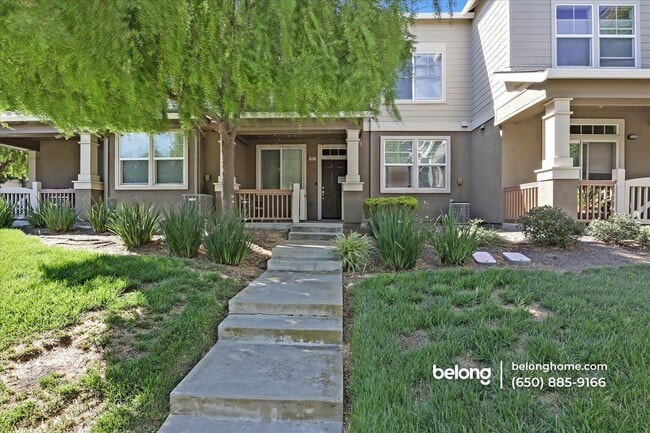 Photo - 292 Wildrose Common