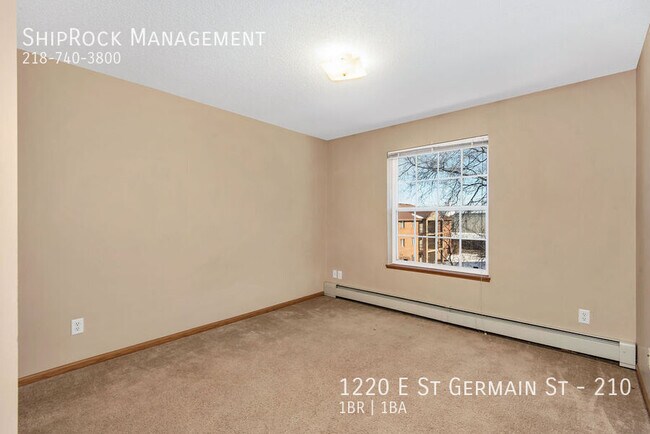 Photo - 1220 E St Germain St Unidad 210