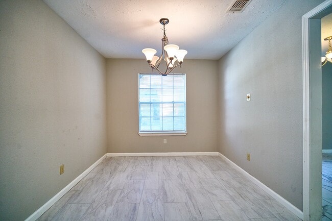 Photo - 2314 Pebbledowne Cir