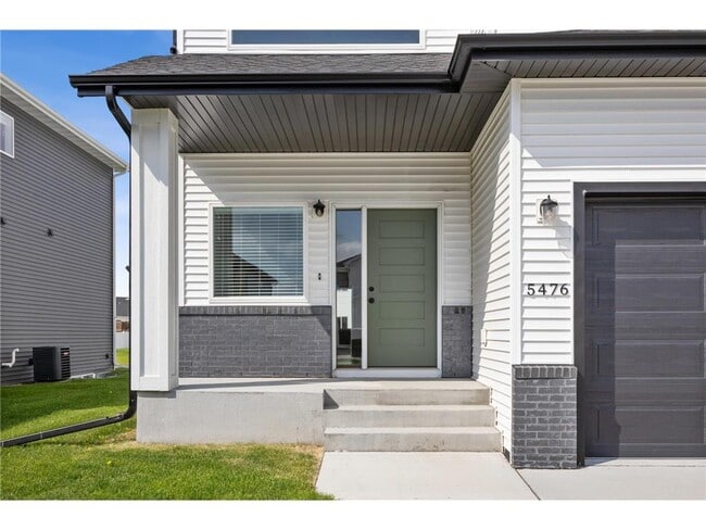 Photo - 5476 Lori Ln W