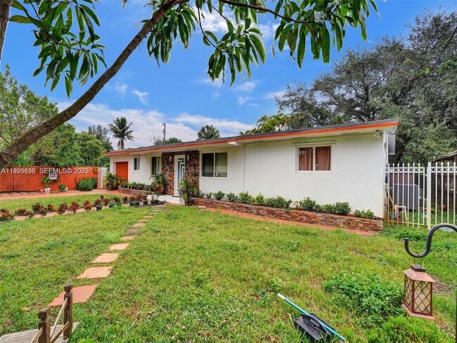 Photo - 15455 N Miami Ave Unit A