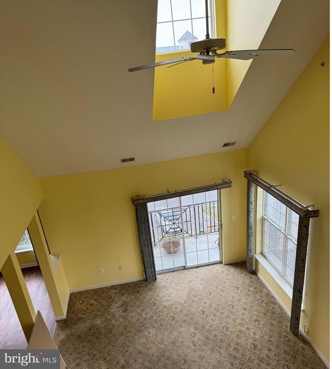 Building Photo - 4310 Lydia Hollow Dr Unit B Rental