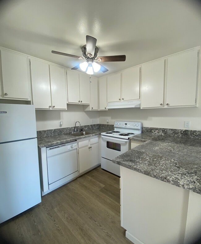 Studio Kitchen