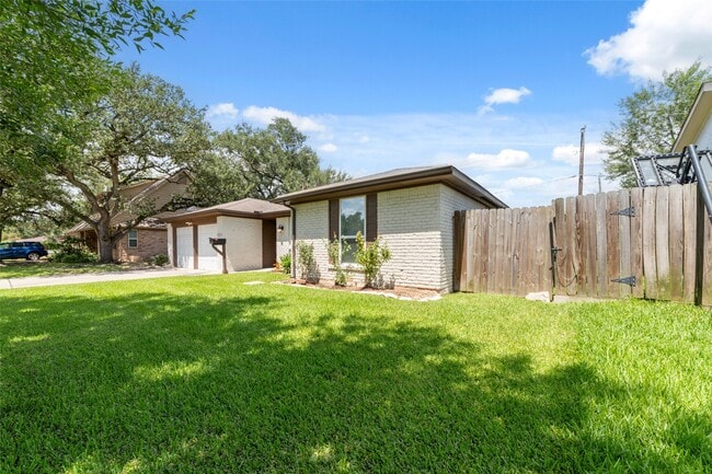 Photo - 10907 Sageleaf Ln