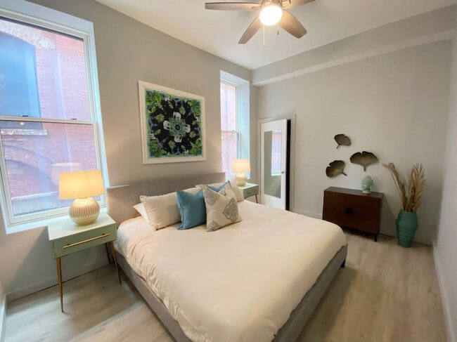 Photo - 1906 Elm St Unidad ID1056052P