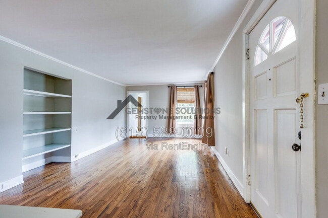 Photo - 715 Park Cir