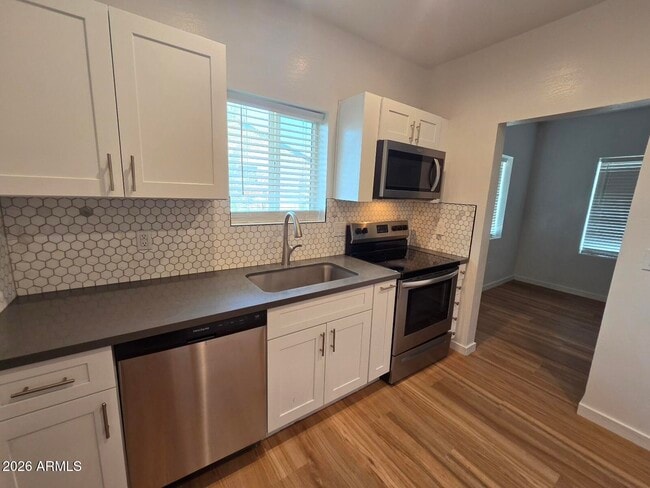 Photo - 1522 W Polk St