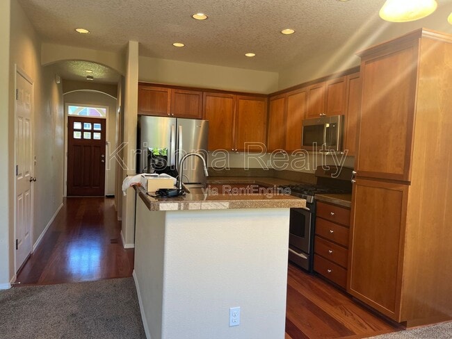 Photo - 473 NE 61st Pl
