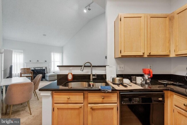 Photo - 4405 Fair Stone Dr Unit 305