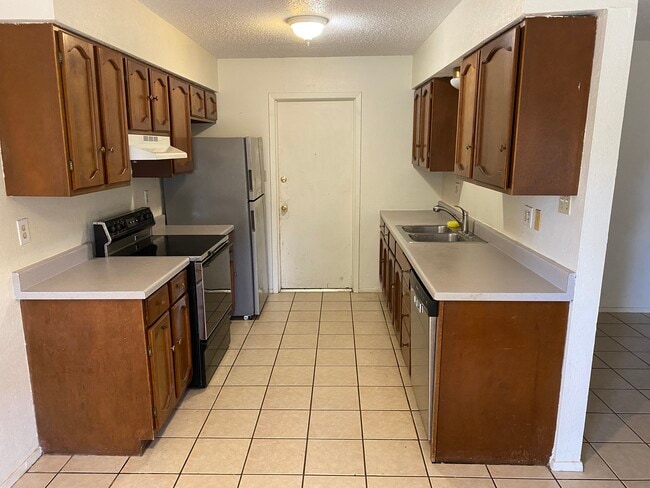 Cocina - 2027 Castle Gate Cir