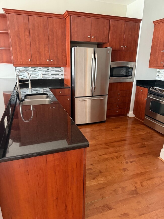Photo - Your Dream Downtown Condo Awaits! Unidad 1