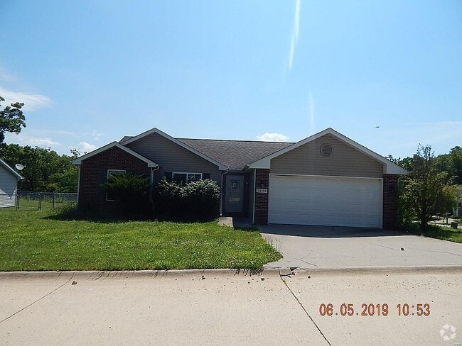 Building Photo - 24493 Tanglewood Rd Rental