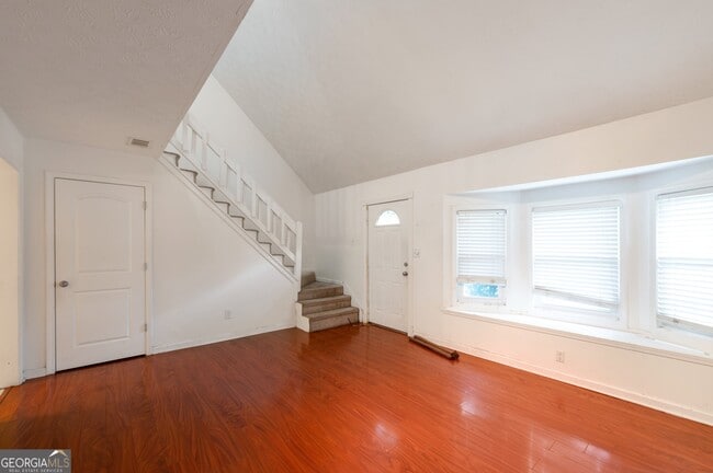 Photo - 134 Timber Creek Ln SW