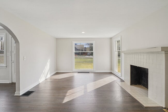 Photo - 2713 Brunswick Dr