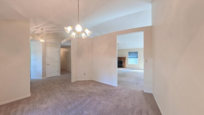 1125 Butternut Ln
