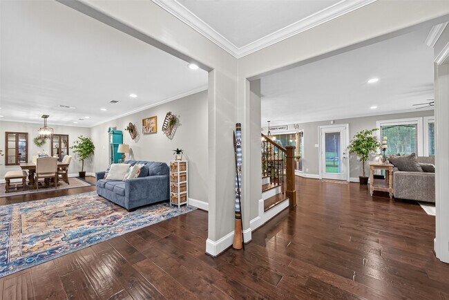 Photo - 746 Stone Mountain Dr