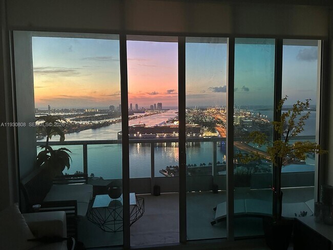 Photo - 900 Biscayne Blvd Unit 3704