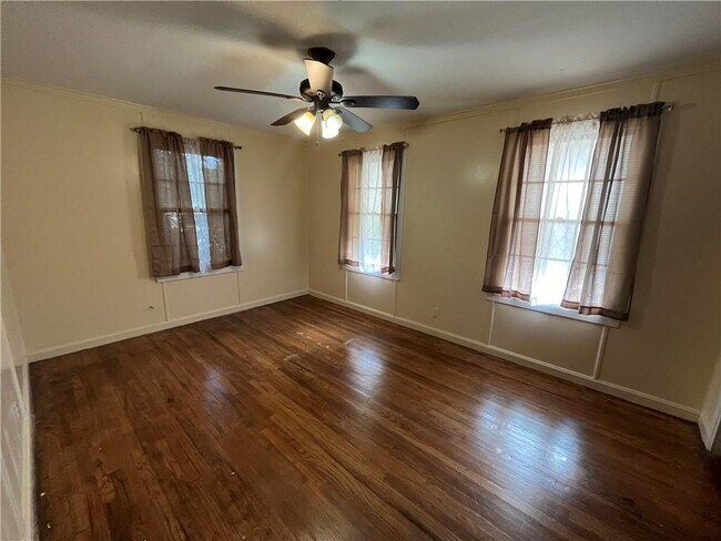 Photo - 101 Grant St