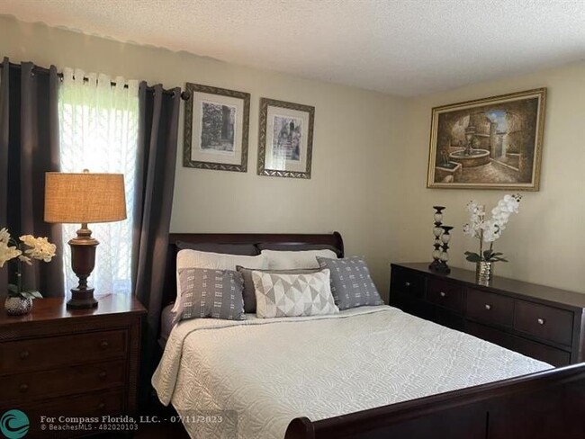Photo - 448 NE 210th Cir Terrace Condo