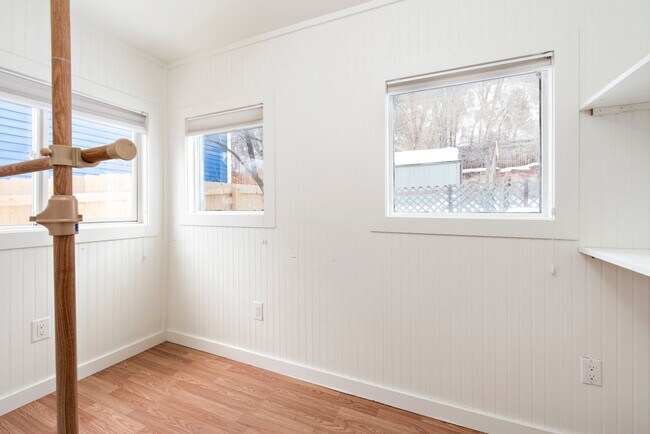 Photo - 703 10th St Unit Main Level