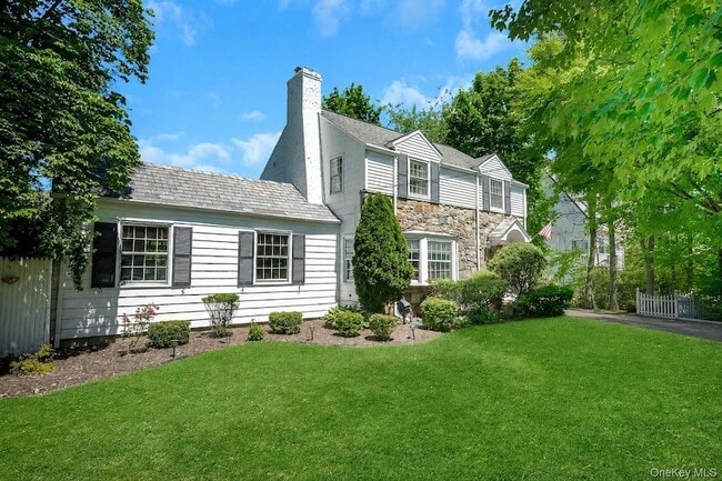 Photo - 29 Deerfield Ave