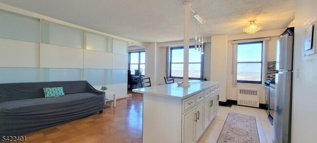 Photo - 201 St Pauls Ave Unit 15P