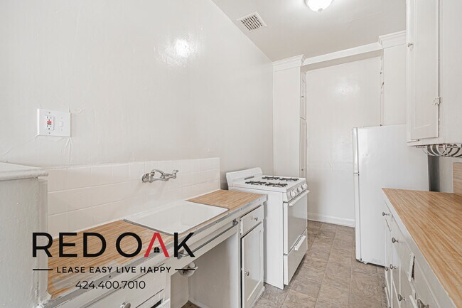 Photo - 3918 Beverly Blvd Unit 411