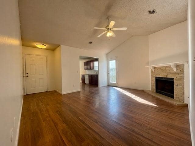 Photo - 1207 Lo Mar St