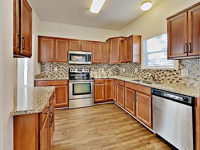 Photo - 141 Claybrook Ln