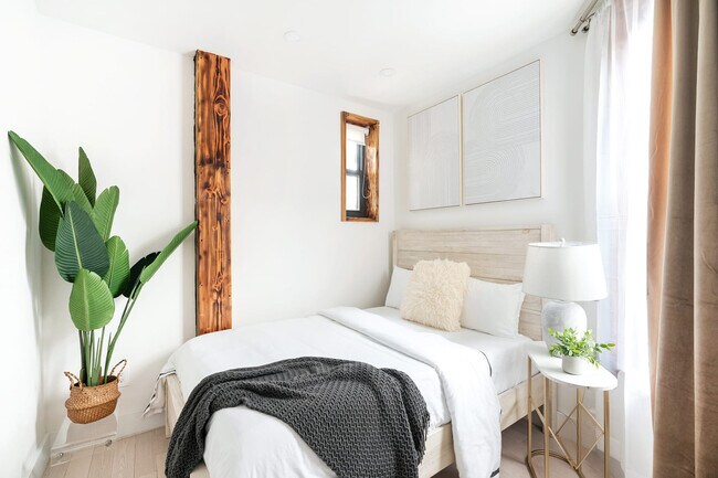 Photo - 515 W 48th St Unit FL4-ID1022059P