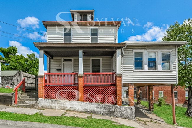 Building Photo - 109 E Cross Ave Rental