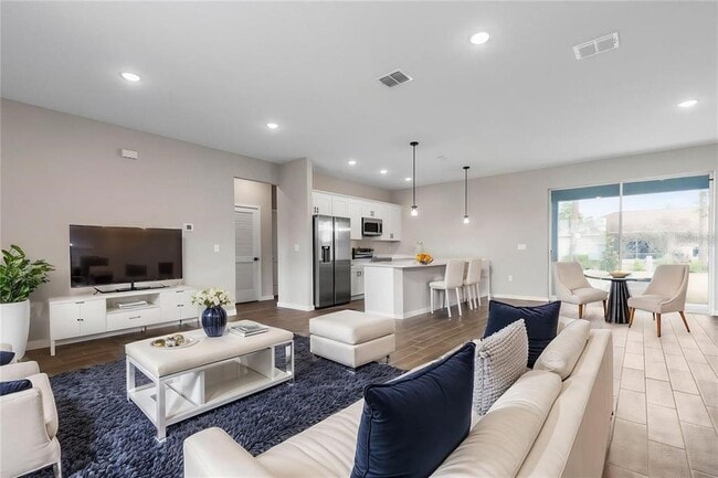 Photo - 43 Whittingham Ln