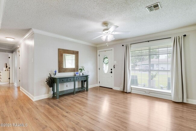 Photo - 106 Maple Dr