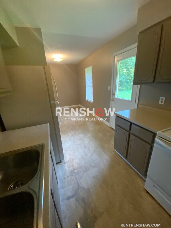 Photo - 142 Harrison Rd