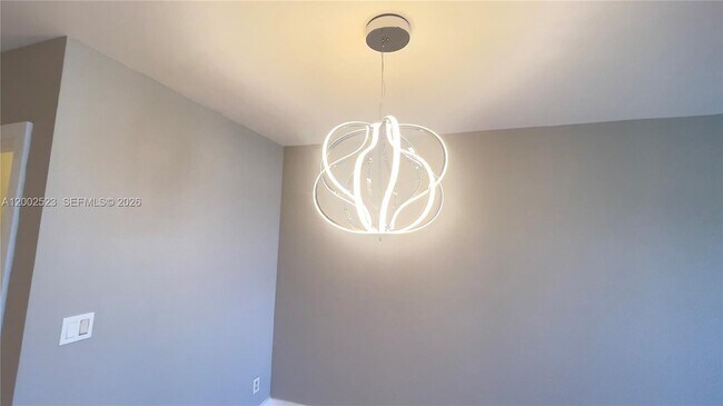 Photo - 200 S Birch Rd