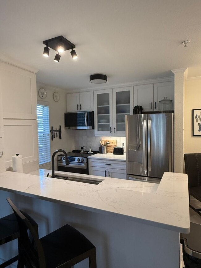 Photo - SEASONAL RENTAL - Downtown Sarasota Renovated Waterfront Condo Unit 406