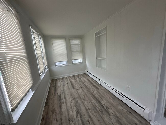 Photo - 16 S Washington Ave