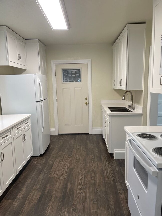 Photo - Completely Remodeled 3 Bedroom House