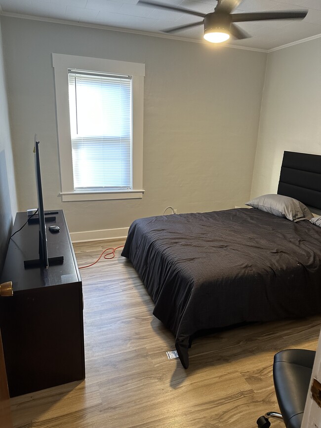 Photo - 392 Shaw St Unit 394 Shaw St NB  2W