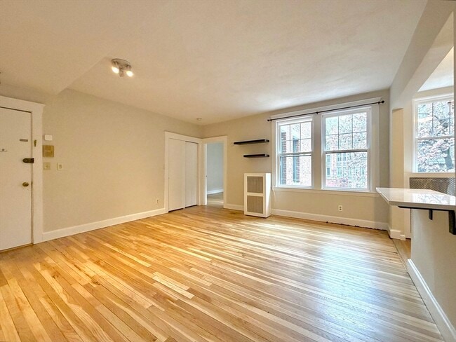 Photo - 110 Lanark Rd Unit 8