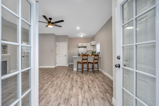 Photo - 1519-1519 N Carruth Ave Unidad Carruth Studio